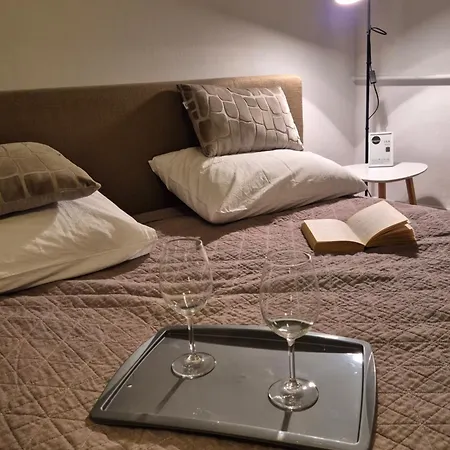 Simple Elegance - Old Town وارسو