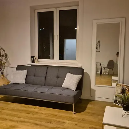 Simple Elegance - Old Town Apartmán