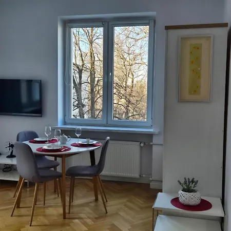 Apartment Simple Elegance - Old Town *